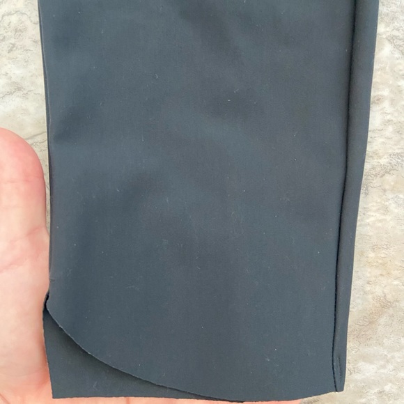 Athleta Womens Medium Charcoal Raw Hem Zipper Accent Metro Activewear Leggings - Picture 5 of 8